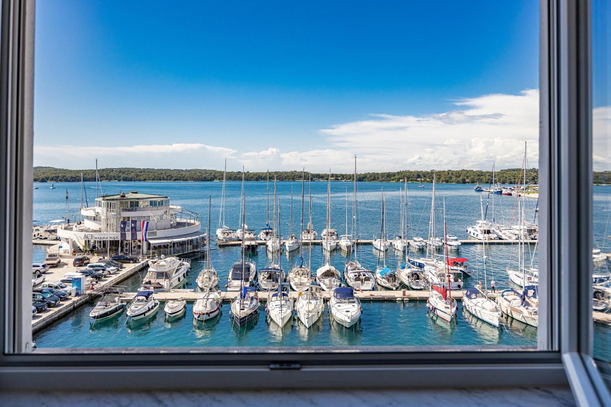 Apartment Seaview Arena Pula Exterior foto